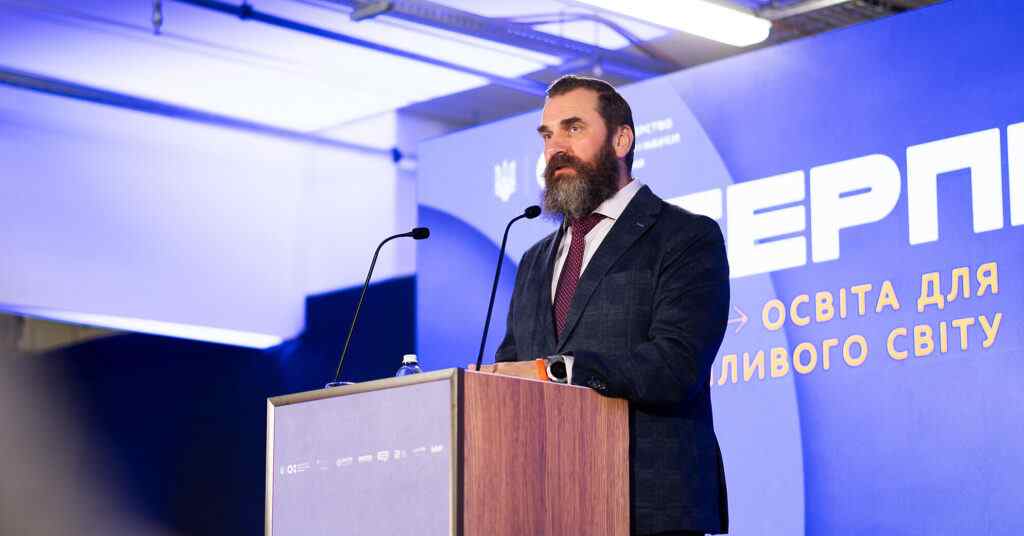 У Міносвіти визнали відсутність грошей на підвищення зарплат вчителям У Міносвіти визнали відсутність грошей на підвищення зарплат вчителям