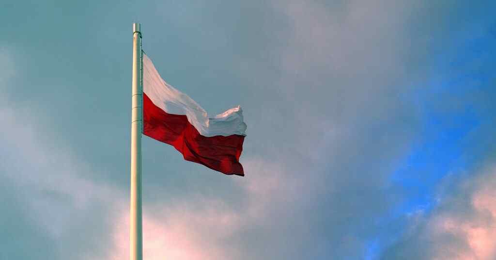 Польща закликала своїх громадян негайно залишити Білорусь