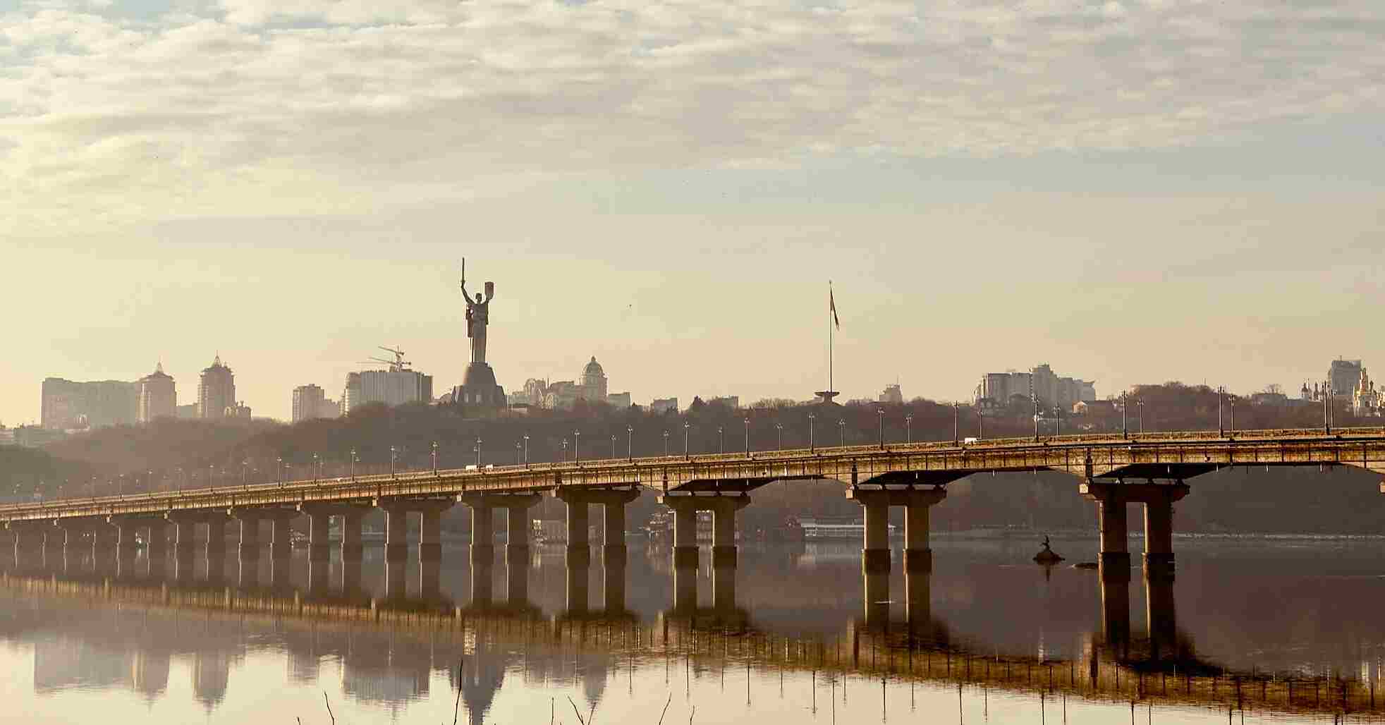 У Києві погіршилося повітря через високий рівень пилу У Києві погіршилося повітря через високий рівень пилу