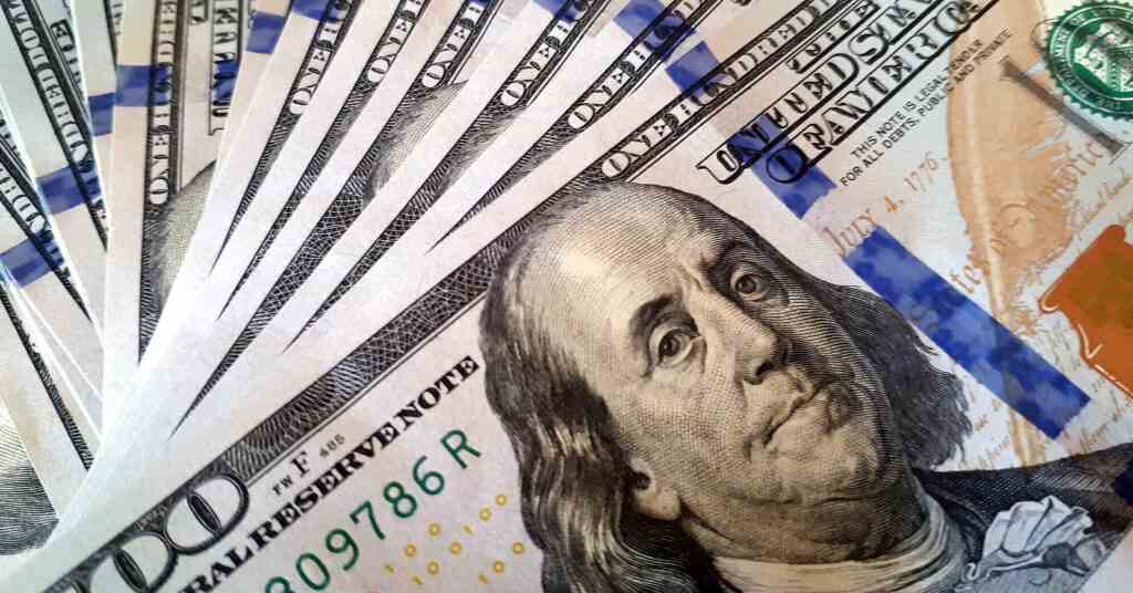 Напередодні рішення ФРС: що чекає на долар до кінця вересня