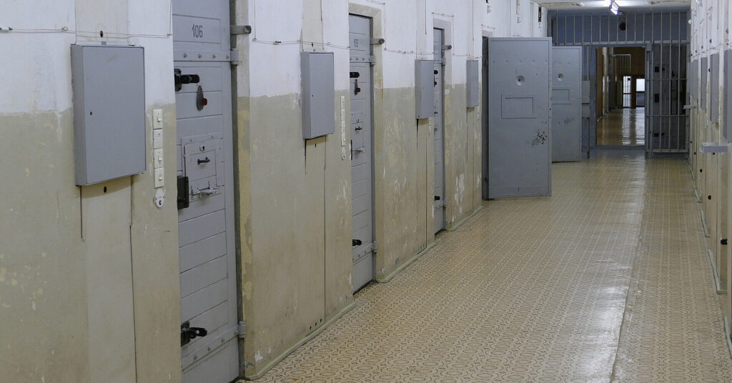 У Київському СІЗО помер ексспівробітник, обвинувачений у вбивстві іншого ув’язненого – ЗМІ