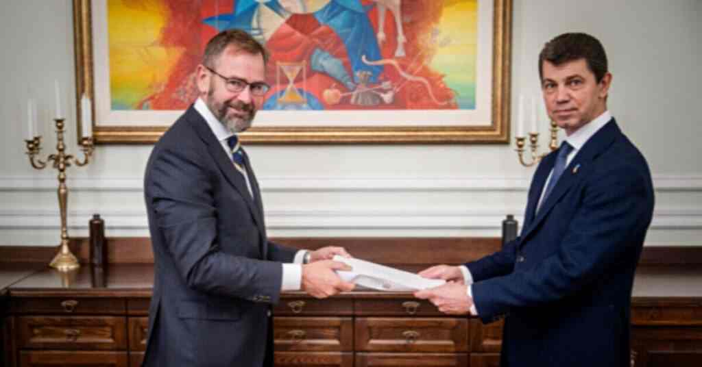 Новий посол Норвегії починає роботу у Києві