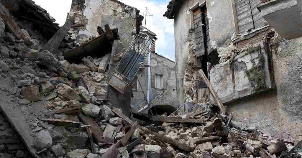 В Афганістані кількість жертв землетрусу перевищило 1400 людей