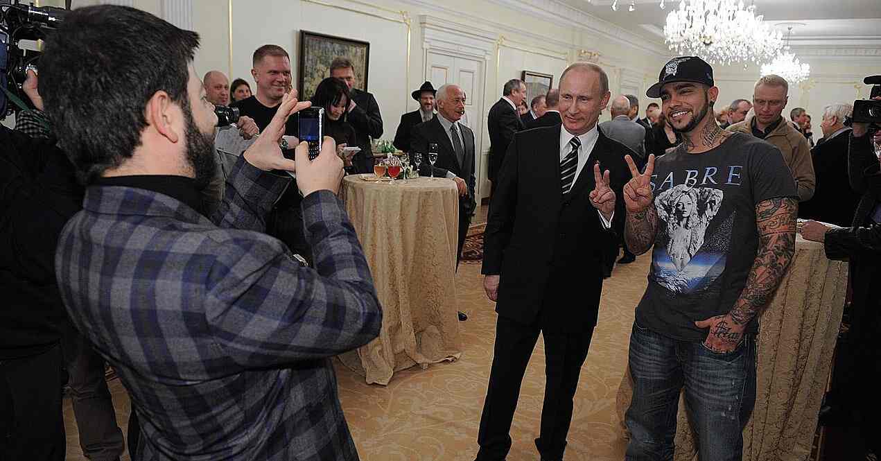 СБУ оголосила у розшук російського хіп-хоп виконавця Тіматі СБУ оголосила у розшук російського хіп-хоп виконавця Тіматі