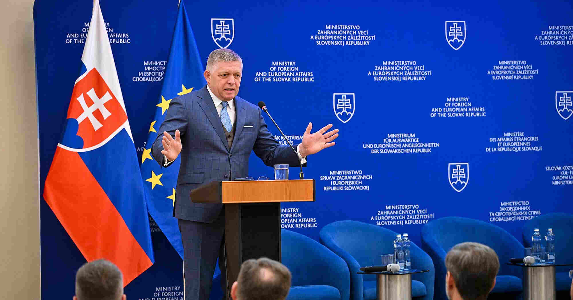 Фіцо хоче відновлення транзиту газу з РФ через Україну Фіцо хоче відновлення транзиту газу з РФ через Україну