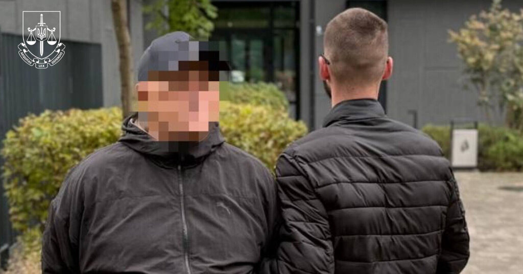 У Києві затримали чоловіка, який вимагав  тис за переведення військового в тил