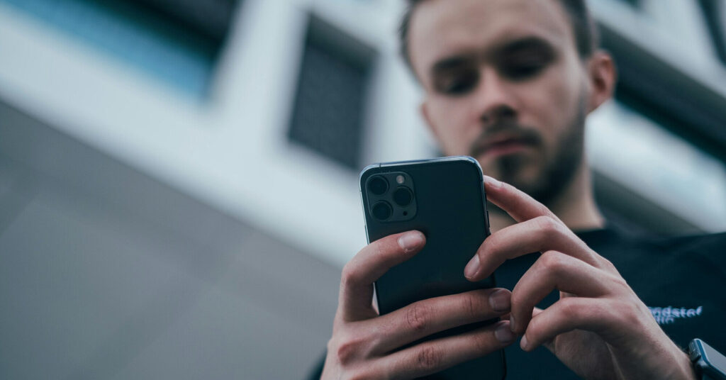 Платформа OnlyFans стала лідером за доходом на одного працівника