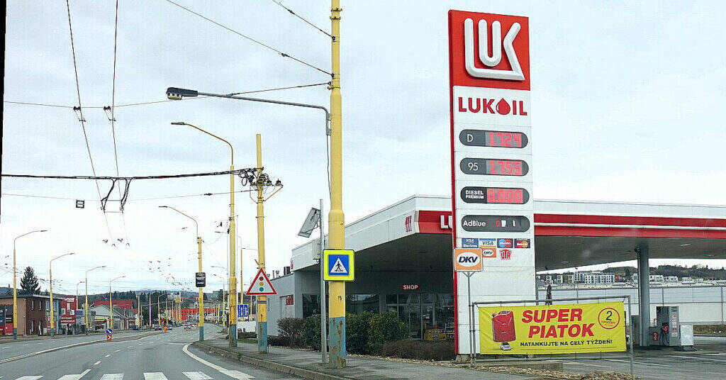 У Грузії обговорюють, чи потрапляє місцева “дочка” Lukоil під санкції США