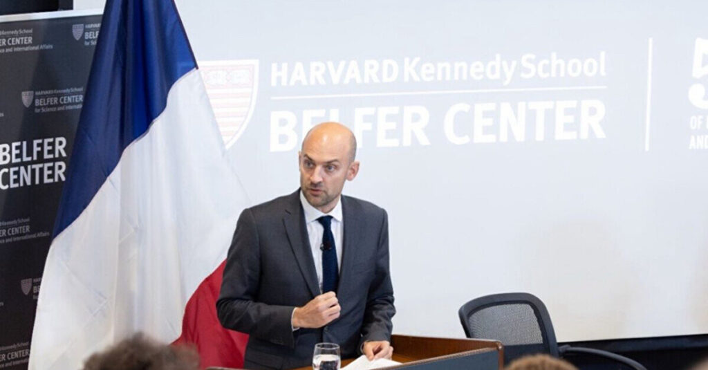 МЗС Франції: Візит Путіна до Угорщини буде корисний, якщо зупинить війну