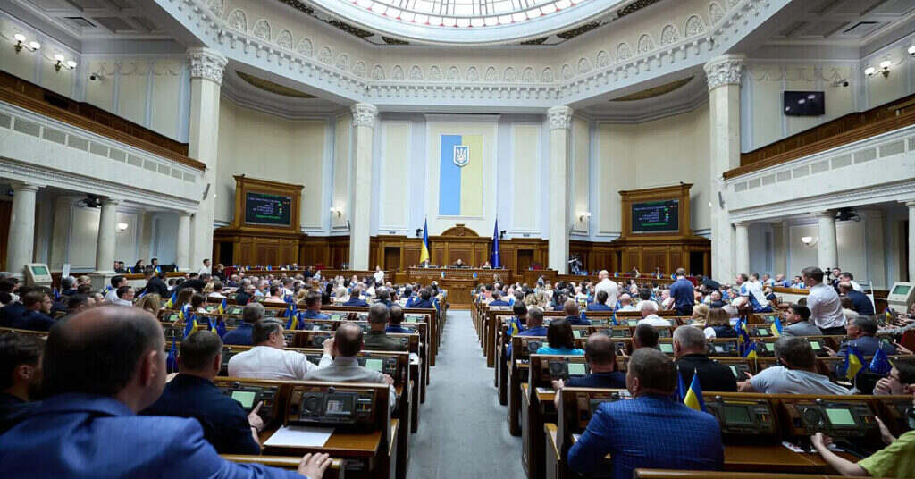 У Раді обговорюють підвищення зарплат військовим, хочуть збільшити до 40 000 грн