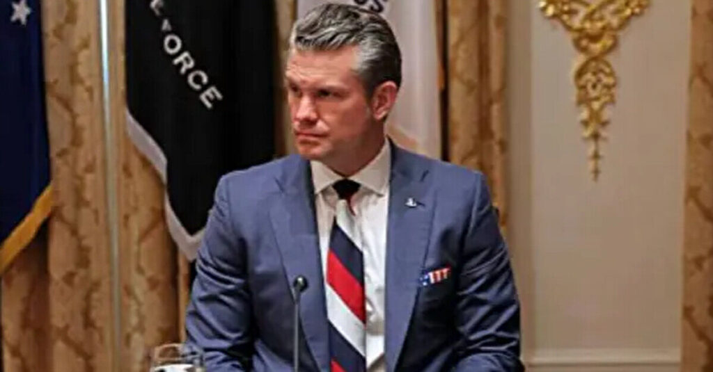 Венс прокоментував “російську краватку” Гегсета на зустрічі із Зеленським