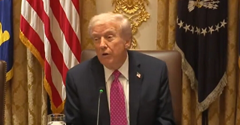 Трамп ухильно відповів на питання про територіальні поступки України