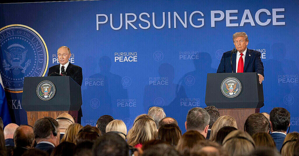 У Politico розповіли, як зустріч із Путіним на Алясці допомогла змінити позицію Трампа щодо України