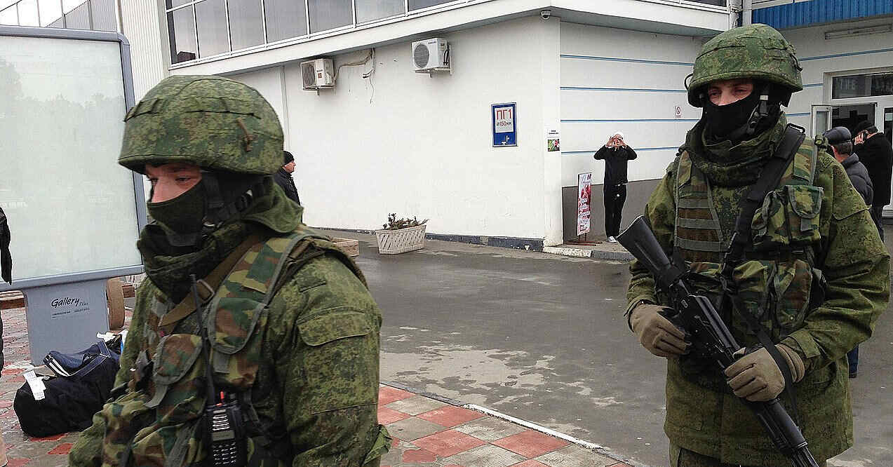 На кордоні Естонії та РФ помітили “зелених чоловічків” На кордоні Естонії та РФ помітили “зелених чоловічків”