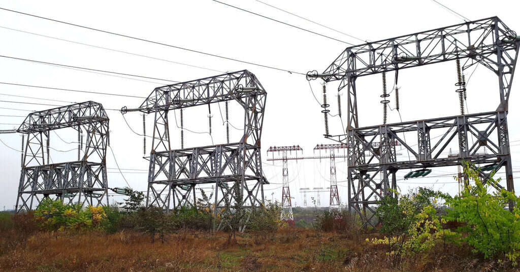 В Україні працює мережа батарей для підтримки енергосистеми після атак РФ – WSJ