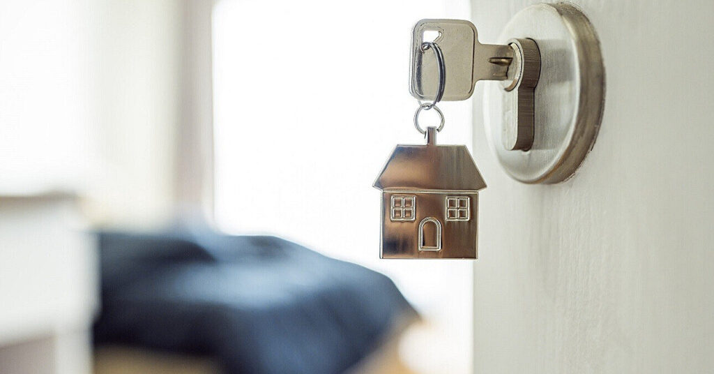 У Раді анонсували запуск програми забезпечення переселенців житлом у селах