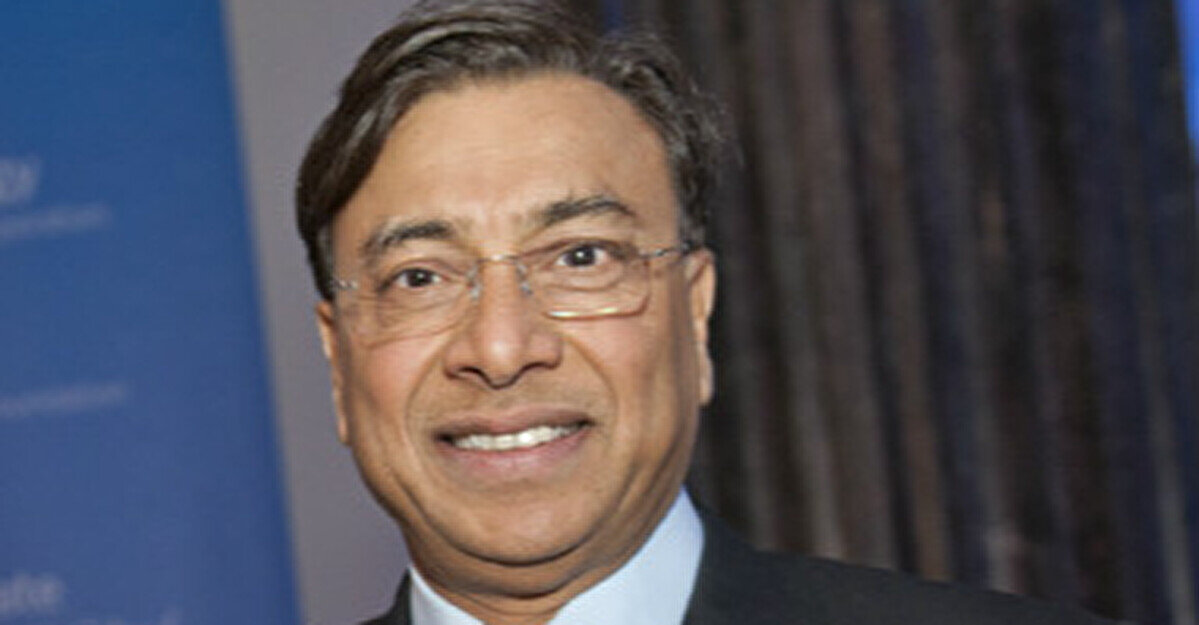 Компанії мільярдера з Індії доставляли підсанкційними судами нафту РФ – FT