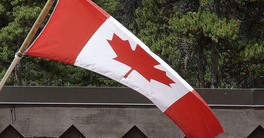 Канада достроково надала  млн на ремонт енергетики України