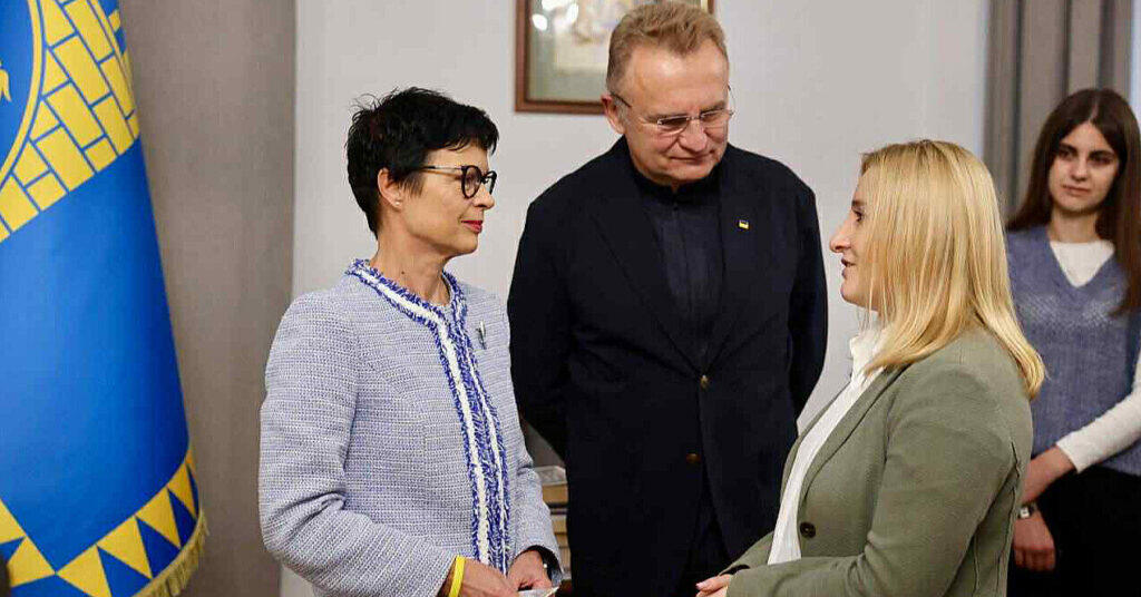 До Львова завітала єврокомісарка Кос і оцінила прогрес України на шляху до ЄС