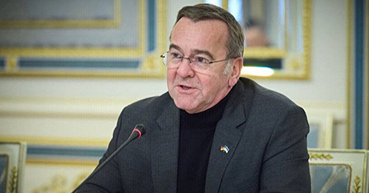 Міністр оборони Німеччини вважає, що “стіна з дронів” не зупинить Росію Міністр оборони Німеччини вважає, що “стіна з дронів” не зупинить Росію