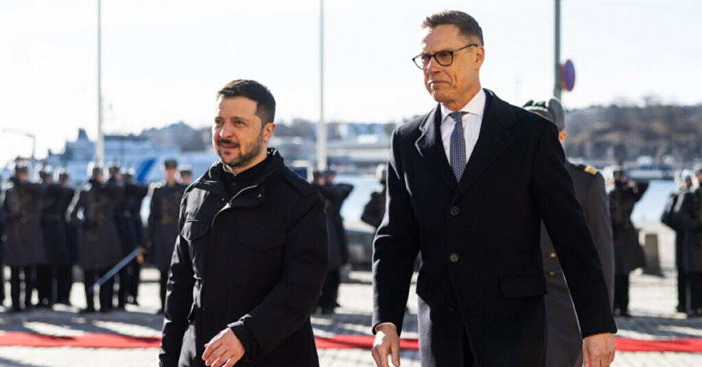 Зеленський майже годину спілкувався з президентом Фінляндії про підтримку США та посилення ППО