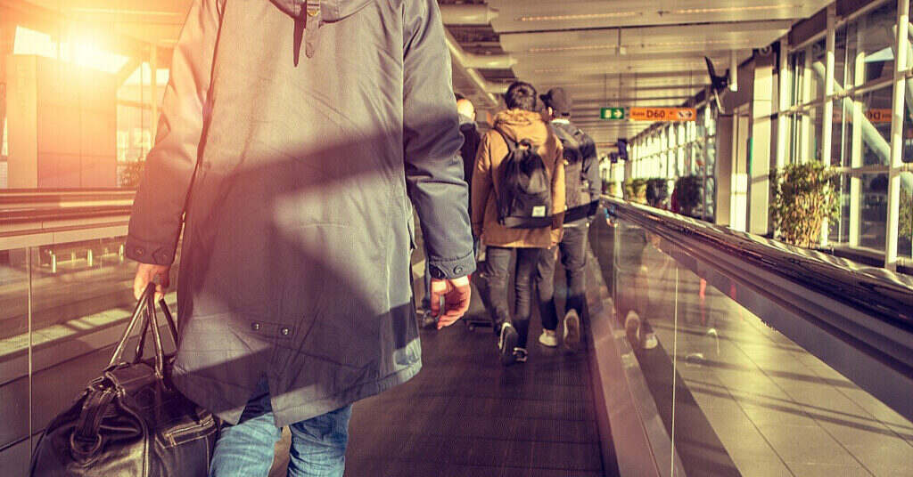 У Кракові зняли з рейсу 66-річну жінку, яка пожартувала про бомбу