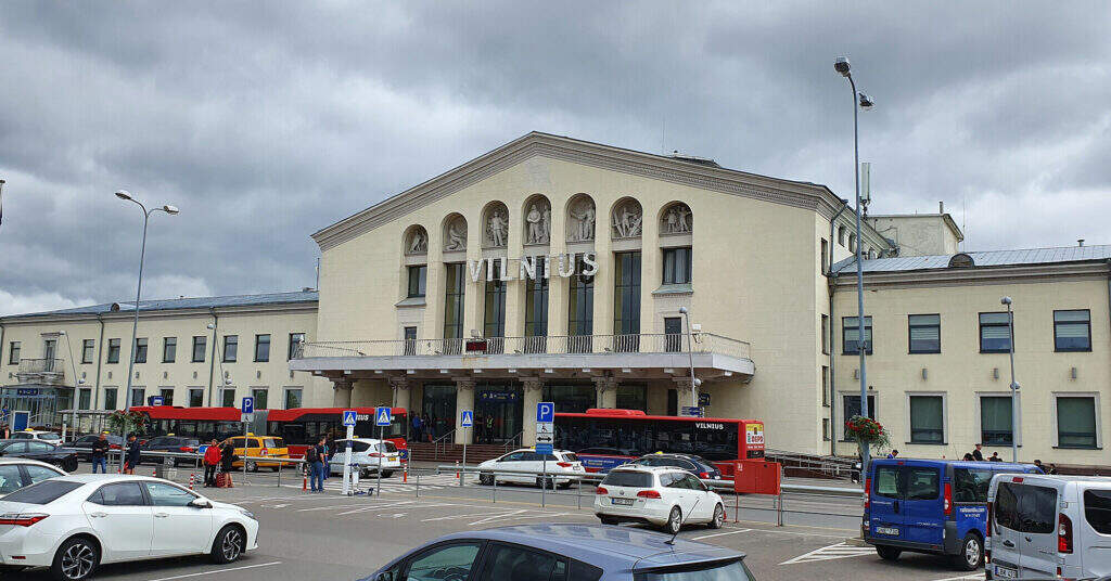 Аеропорт Вільнюса вчетверте за тиждень призупиняв роботу: причина