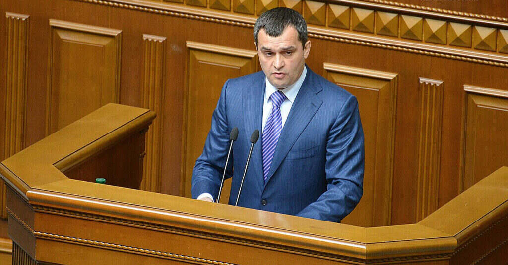 Антикорупційний суд конфіскував майно очільника МВС часів Януковича