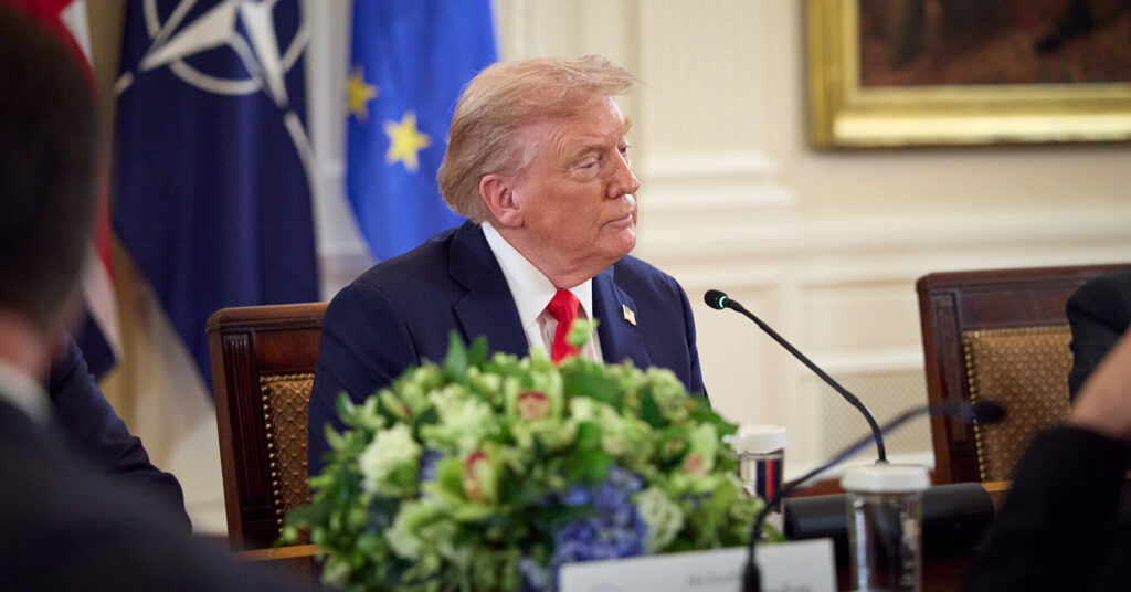 Трамп сьогодні ввечері має зробити “важливу заяву”