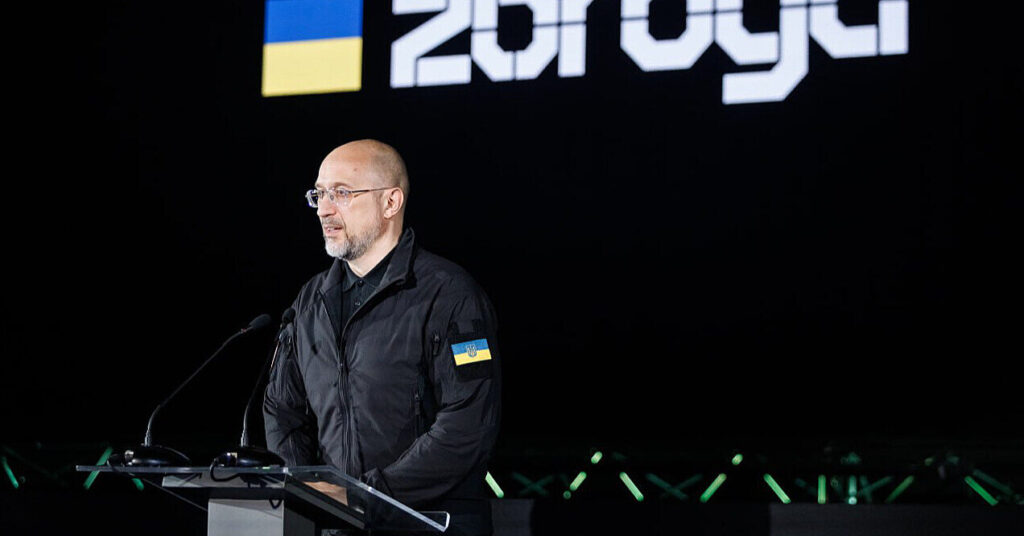 Шмигаль показав українські ракети та дрони представникам НАТО