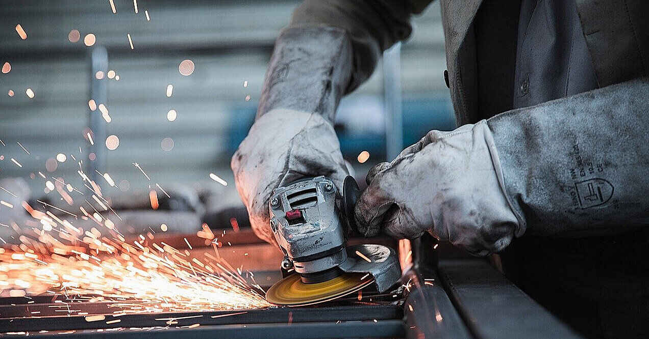 Не лише айтівці: кому в Україні платять до 100 тисяч грн