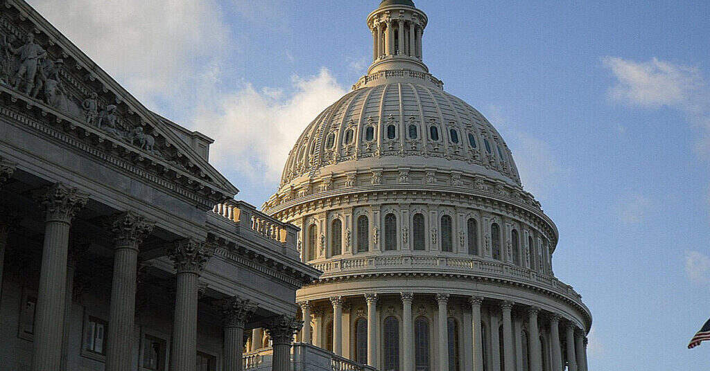 У США через шатдаун у відпустку відправили 1400 співробітників служби ядерної безпеки У США через шатдаун у відпустку відправили 1400 співробітників служби ядерної безпеки