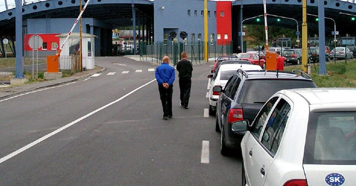 Черги на кордоні з Польщею не пов’язані з новою системою контролю ЄС – ДПСУ Черги на кордоні з Польщею не пов’язані з новою системою контролю ЄС – ДПСУ