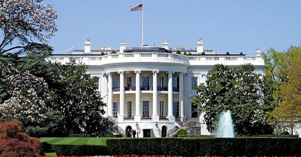 У Трампа нахамили журналістам через запитання про Будапешт