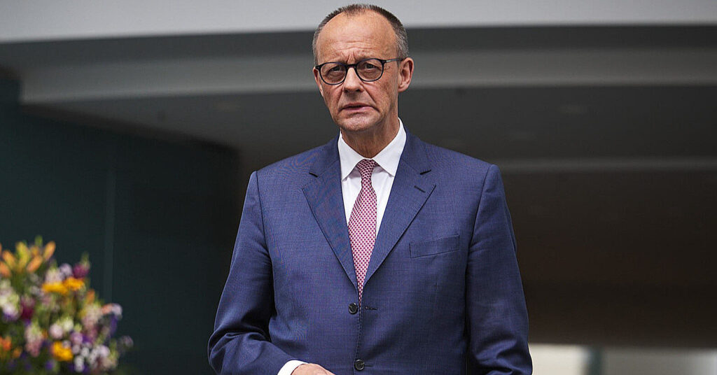 Мерц заявив, що Німеччину змусять запровадити обов’язкову військову службу