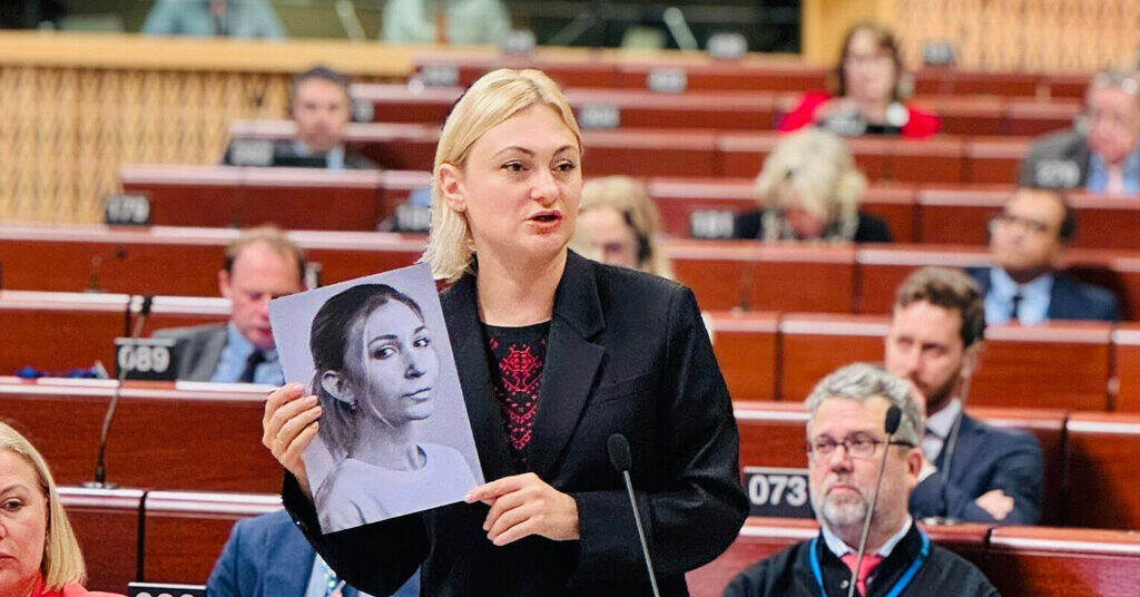 ПАРЄ вимагає негайно звільнити з полону в РФ українських журналістів