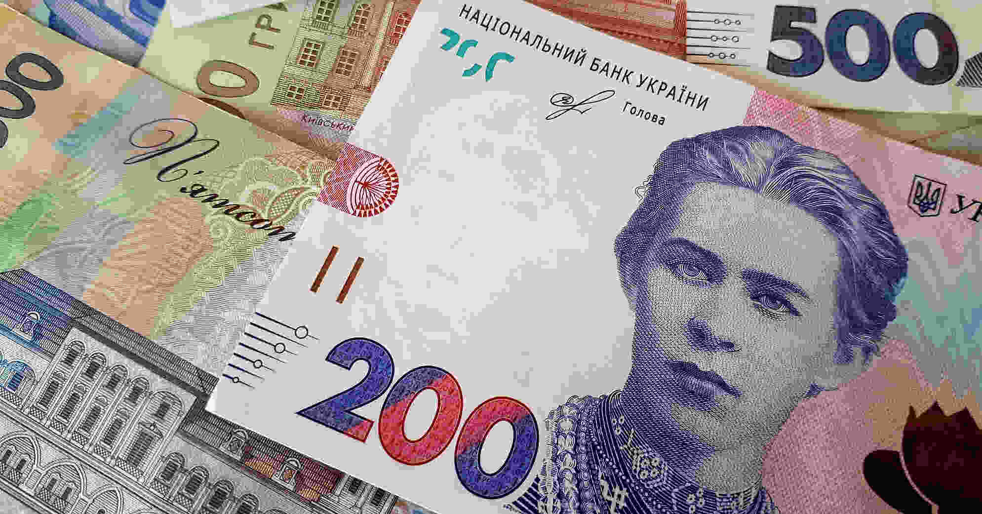 У Раді пропонують підвищити зарплати викладачів вишів з 2026 року