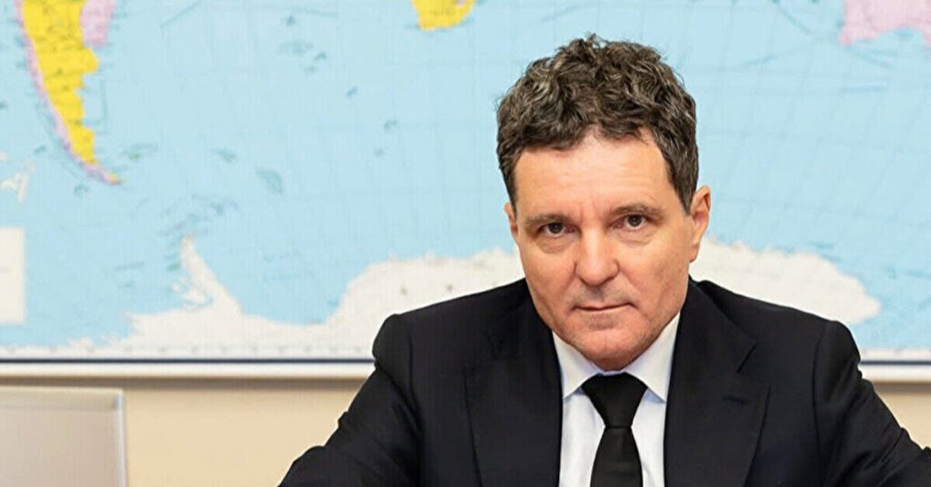 Президента Румунії освистали в Ясах з криками “Їдь в Україну” Президента Румунії освистали в Ясах з криками “Їдь в Україну”