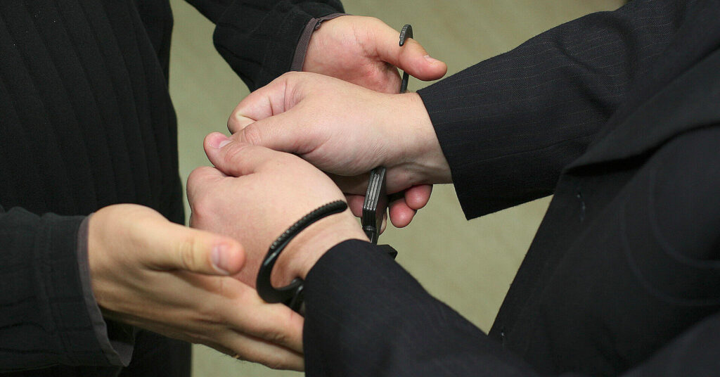 У Польщі оголосили вироки українцям, причетним до підпалів обʼєктів у Європі У Польщі оголосили вироки українцям, причетним до підпалів обʼєктів у Європі