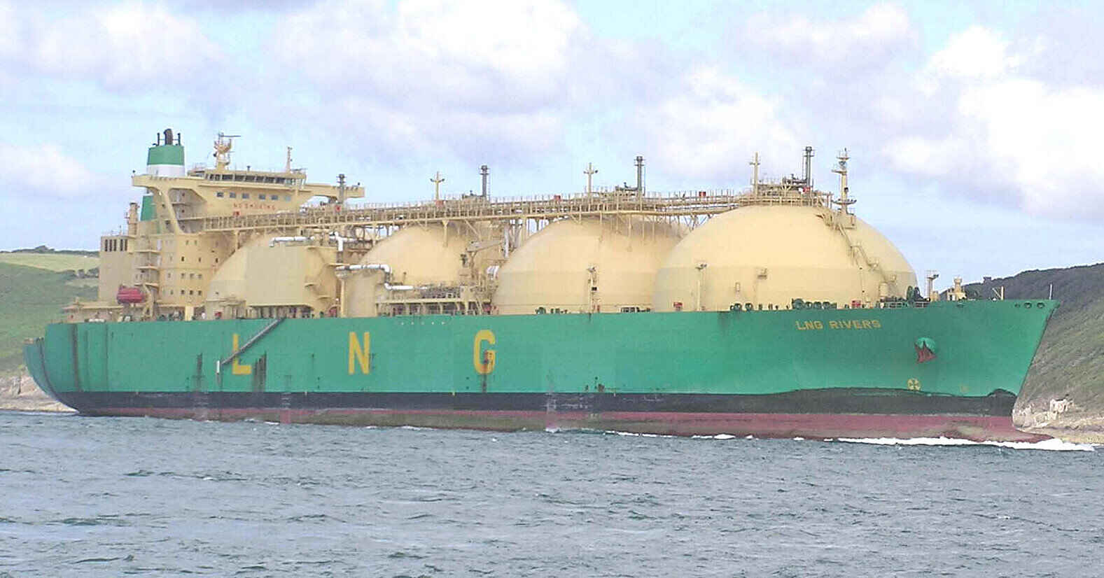 Greenpeace протестує проти імпорту зрідженого газу з РФ та США Greenpeace протестує проти імпорту зрідженого газу з РФ та США