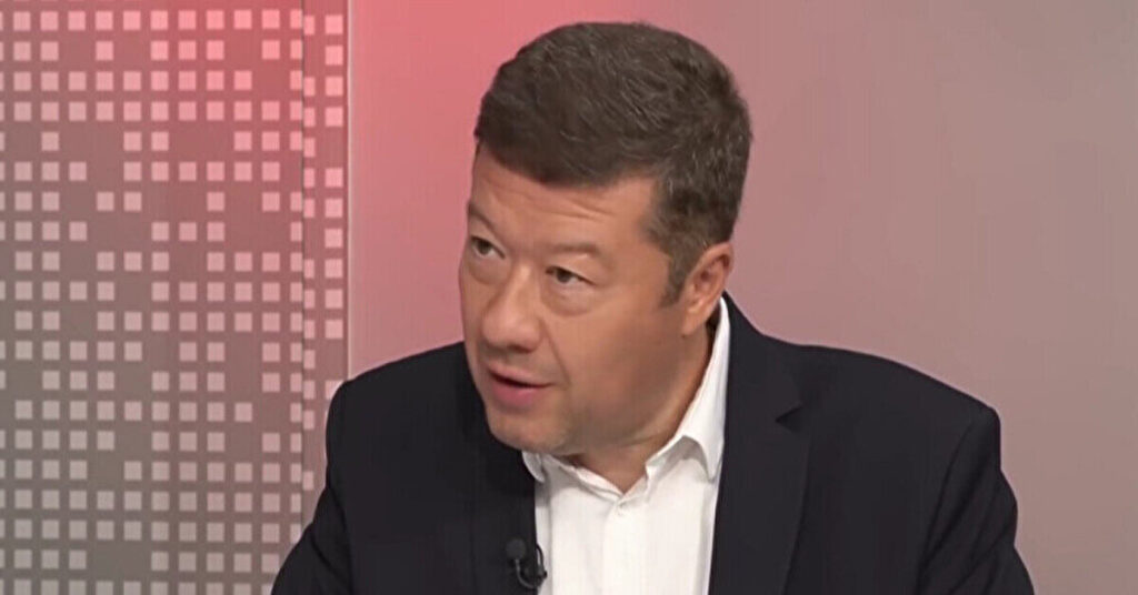 Спікер парламенту Чехії виступив проти допомоги Україні і заявив про “хунту Зеленського” Спікер парламенту Чехії виступив проти допомоги Україні і заявив про “хунту Зеленського”