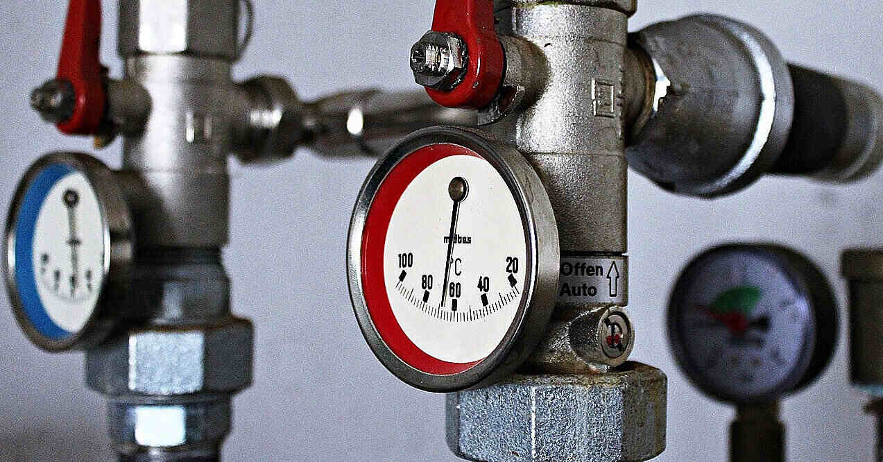 Понад 3000 будинків Києва отримають тепло: Кличко назвав строки