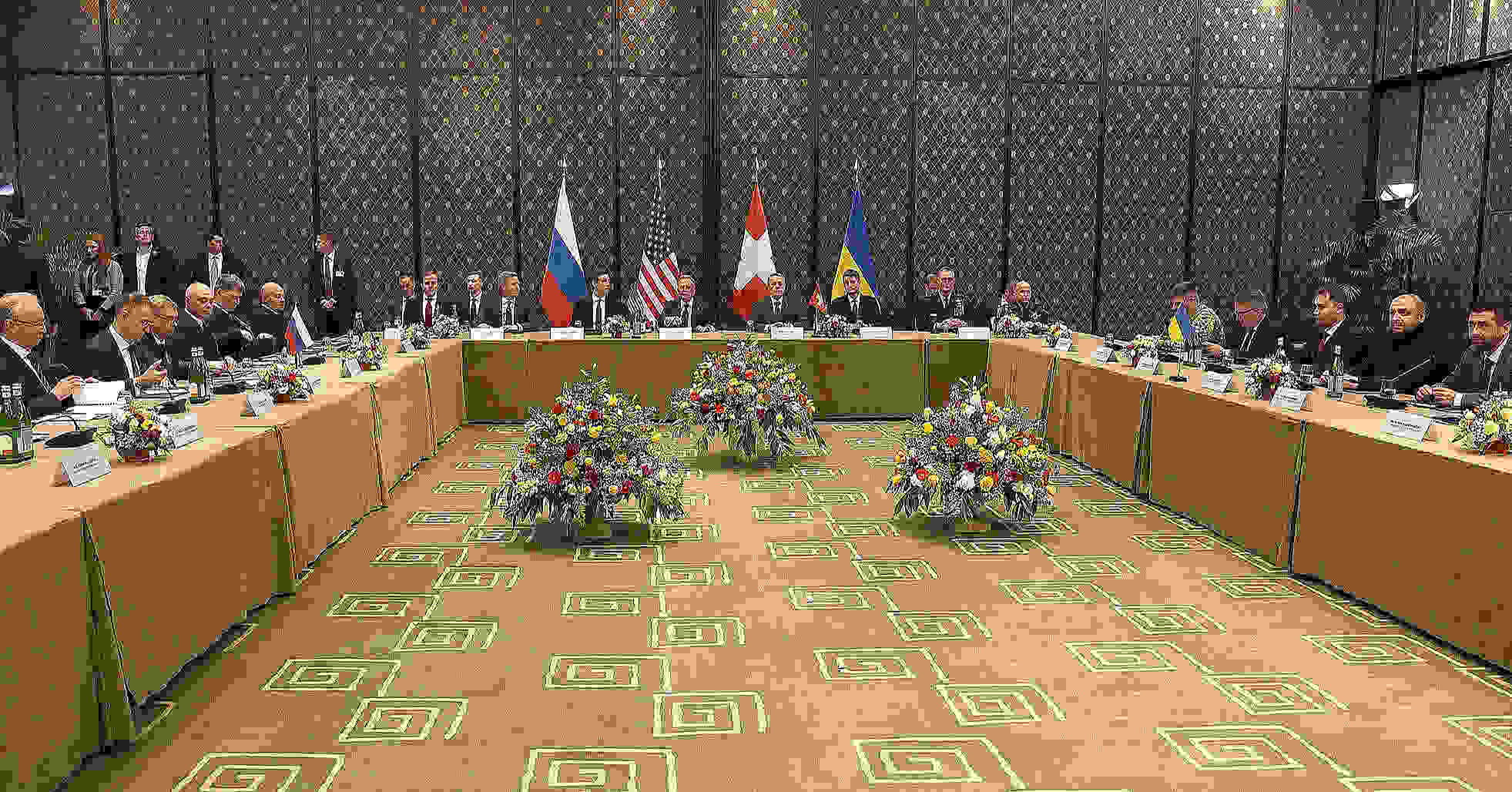 На переговорах у Женеві делегації України та РФ домовилися не критикувати одна одну – ЗМІ