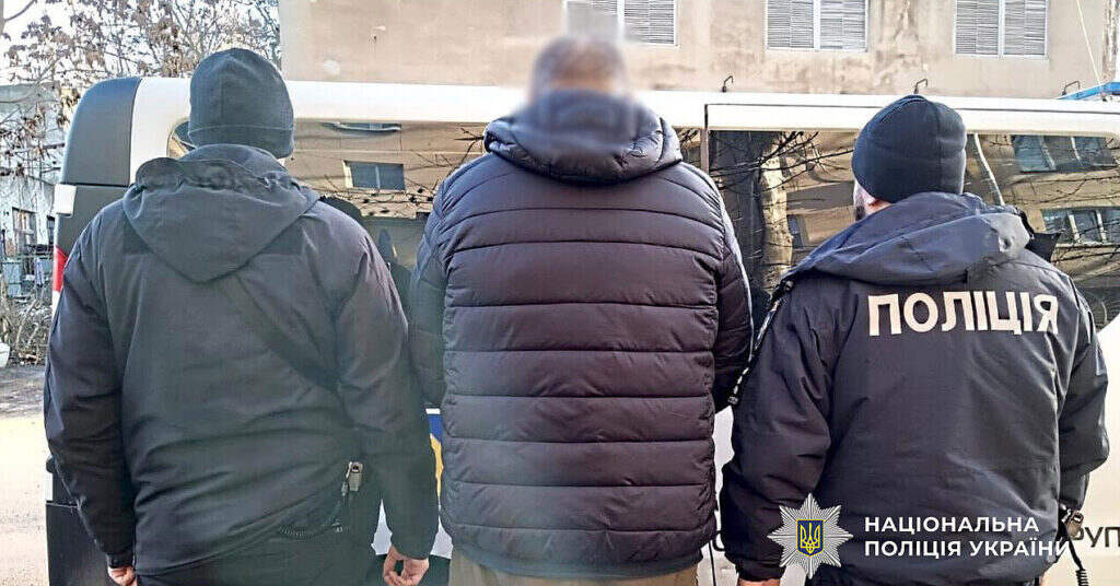 Нетверезий відвідувач ресторану в Одесі влаштував стрілянину, вимагаючи наркотики