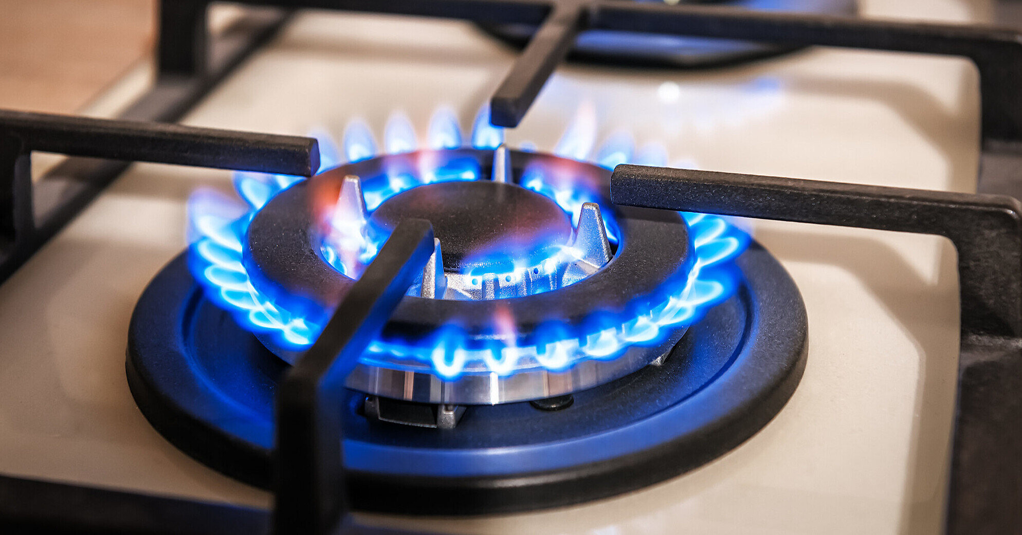 Ціни на газ в Європі зросли на 35% після удару Ірану по енергооб’єкту в Катарі