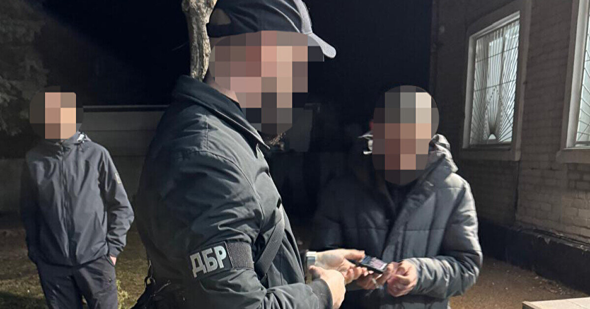 ДБР затримало військового ТЦК, який застосував силу до 60-річного чоловіка