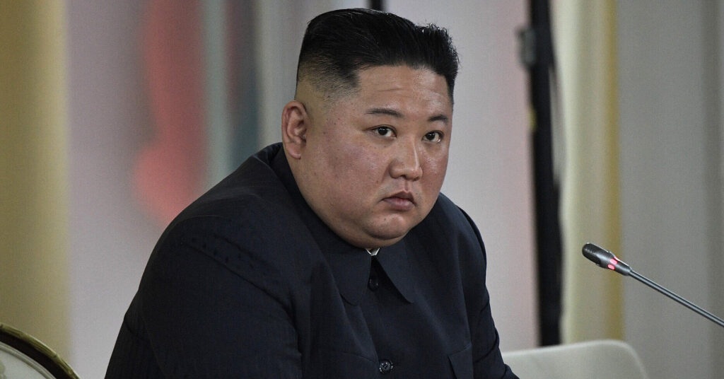 Кім Чен Ин назвав Південну Корею “найбільш ворожою державою”