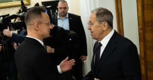 Сійярто просив Лаврова допомогти партії Фіцо перемогти на виборах у Словаччині – ЗМІ