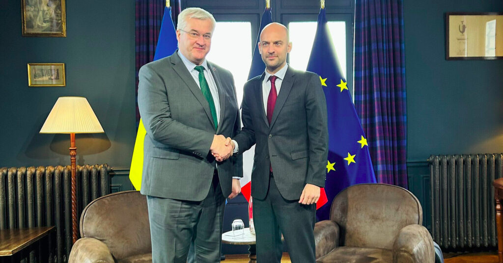 Сибига провів зустріч з головою МЗС Франції: що обговорили