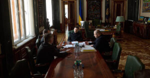 Зеленський заслухав переговорників зі США: Команда доповіла про можливості й труднощі